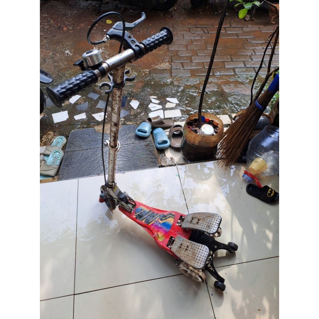 skuter second/skuter anak injek/skuter 2 pedal/skuter roda 3