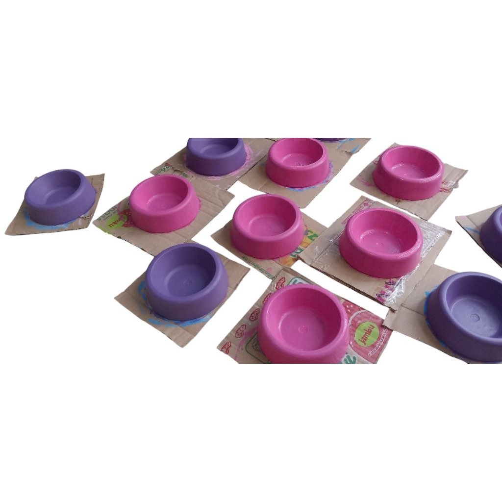 Gerabah Tempat Pakan Kelinci Kucing