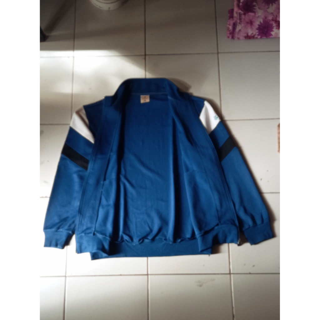 Jacket Tracktop Biru Second Brand Kanko
