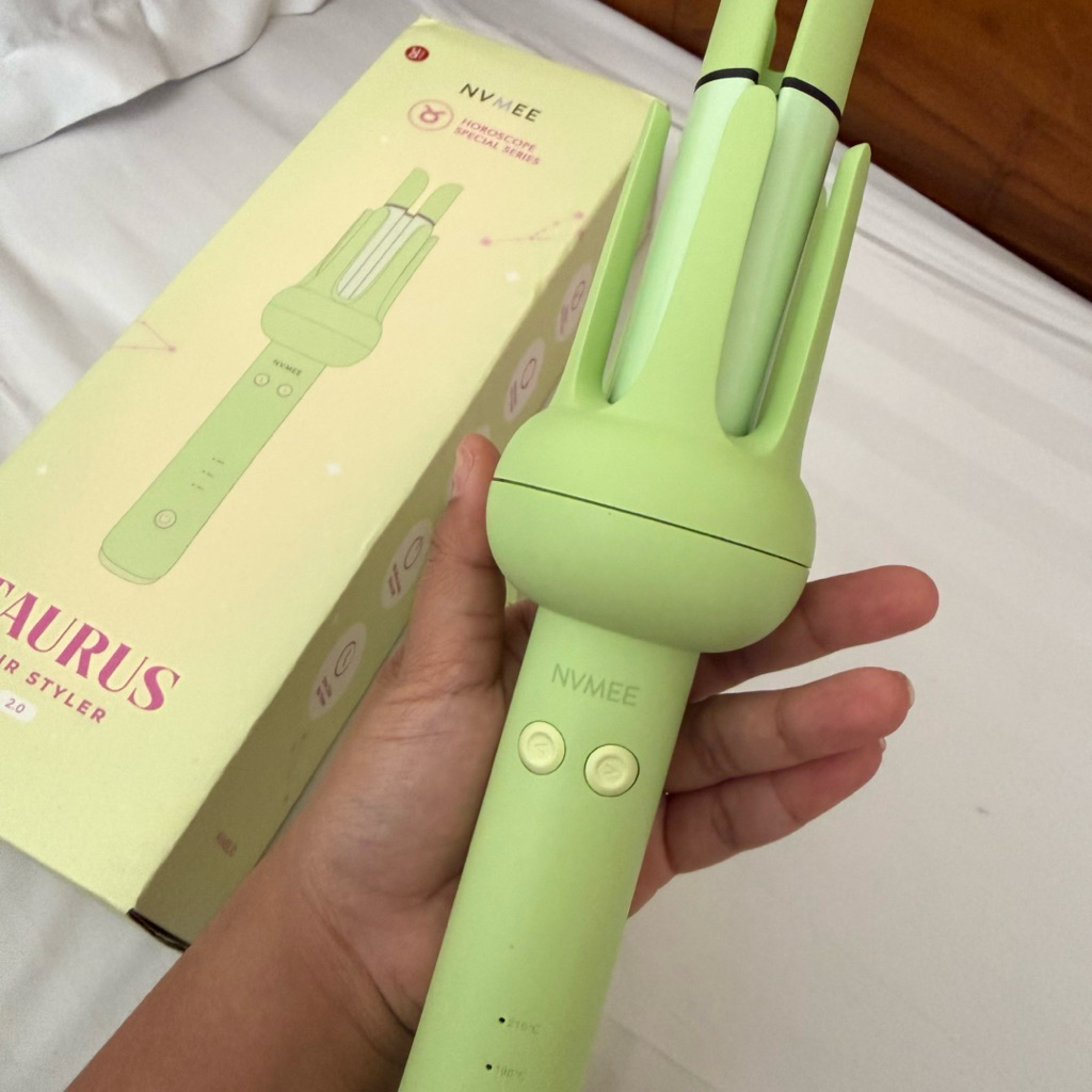 Preloved - NVMEE - Catokan Keriting Otomatis Taurus Hair Styler Timer