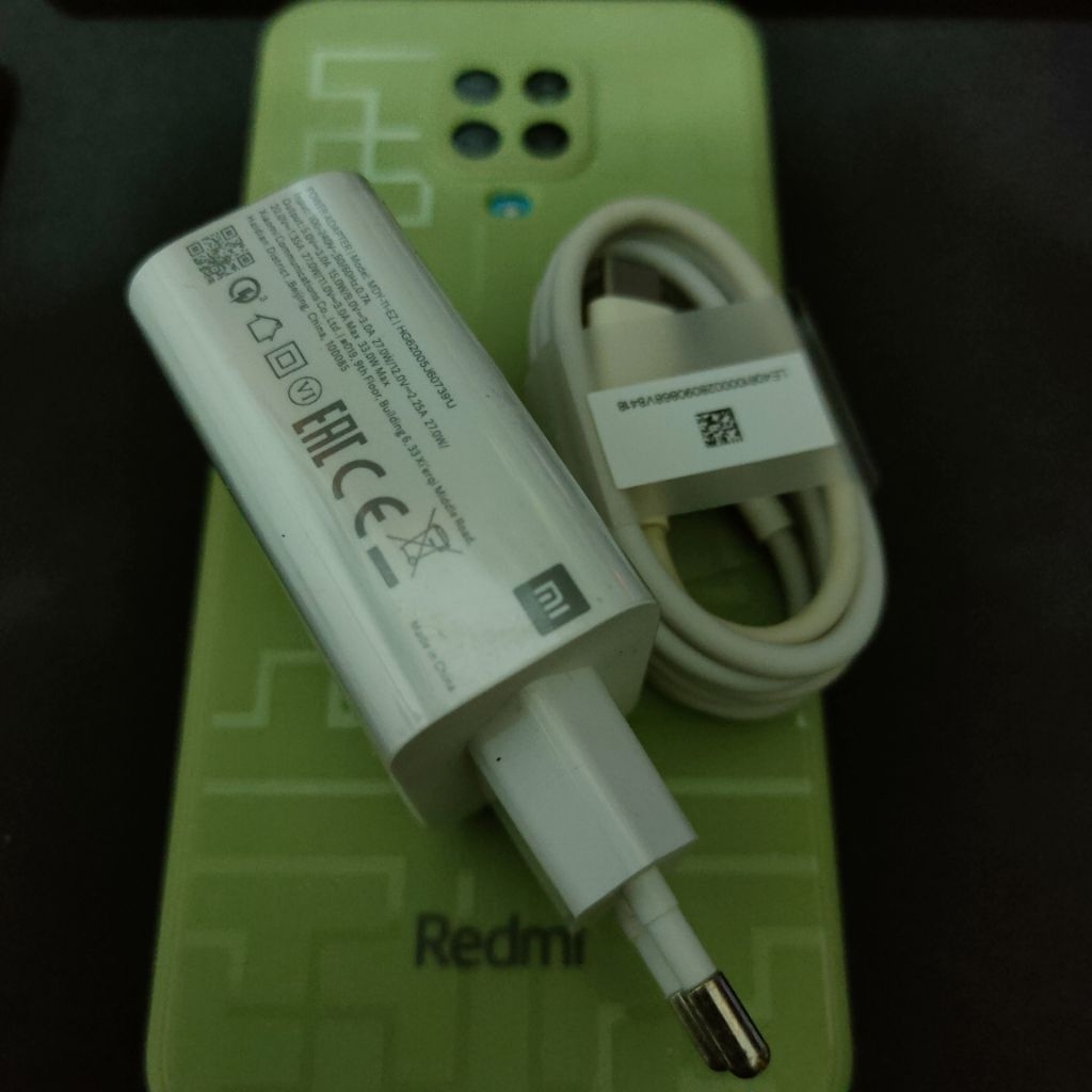 Xiaomi Charger 33W Bawaan Xiaomi Redmi Note 9 Pro
