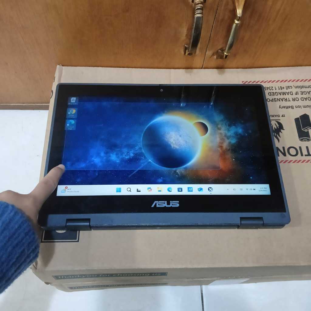 Notebook Asus BR1100FK (Touchscreen), Layar bisa Flip 360° Jadi Tablet, Celeron-N4500, Intel UHD Gra