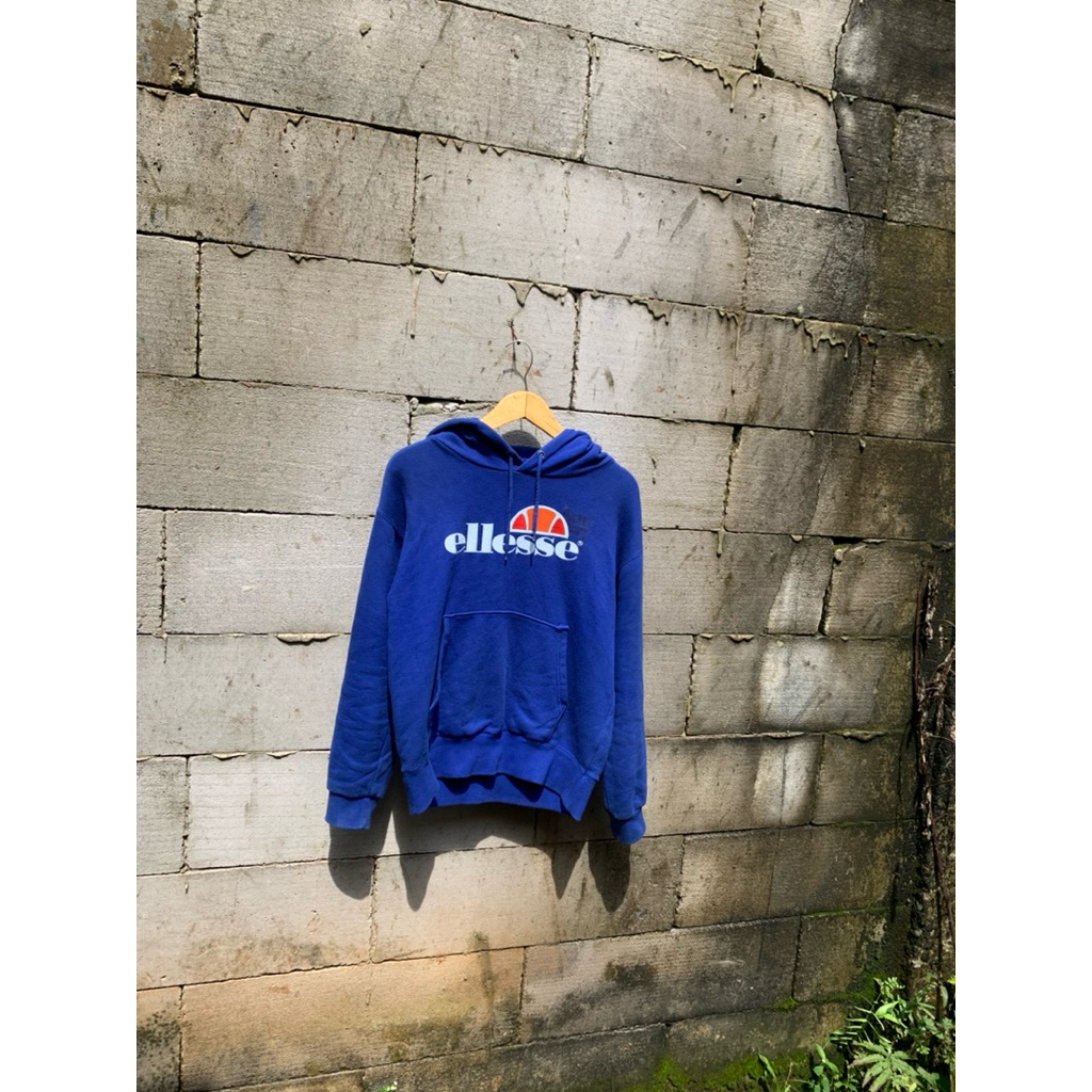 hoodie.ellesse.blue