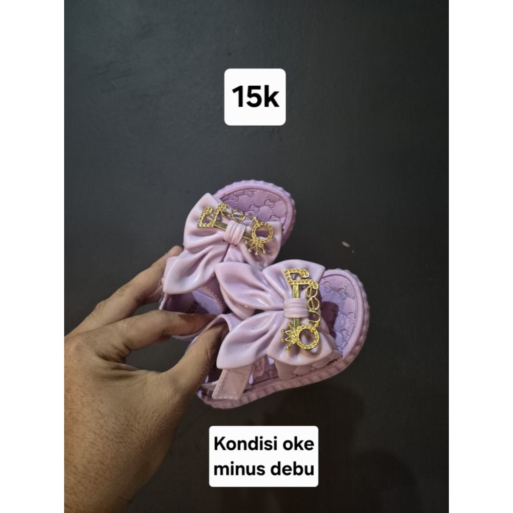 Preloved Sepatu Sandal anak 2tahun