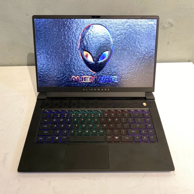 Laptop Gaming Dell Alienware M15 Ryzen Edition R5 Ryzen 7 5800H RTX 5800H RTX 3060 16GB/256GB