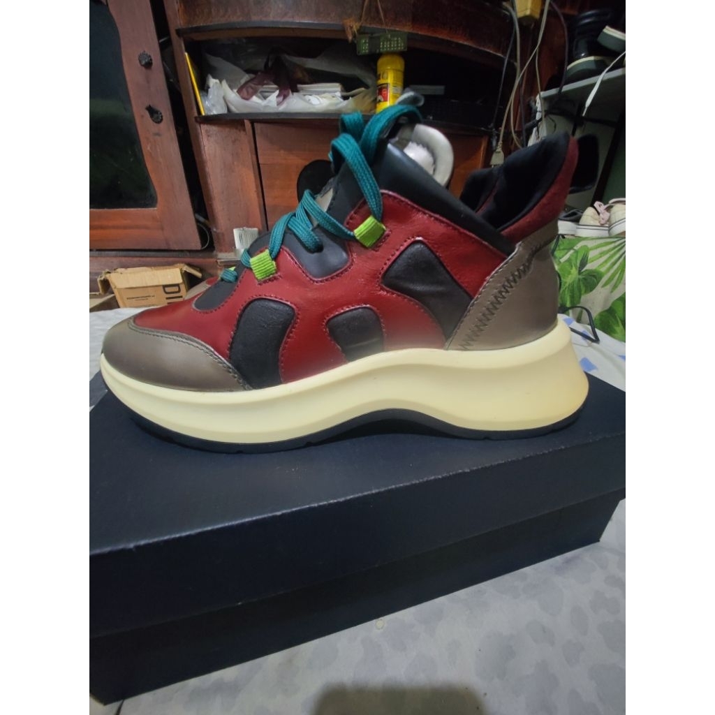 sepatu hogan size 39