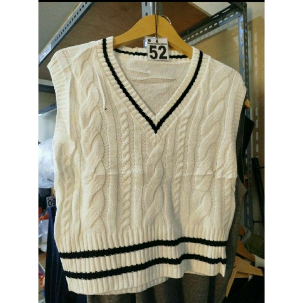 Vest Academia Broken White Preloved