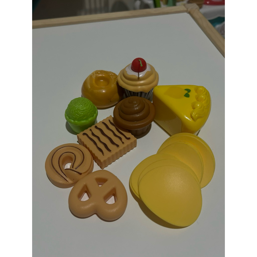 (PRELOVED) mainan kue plastik