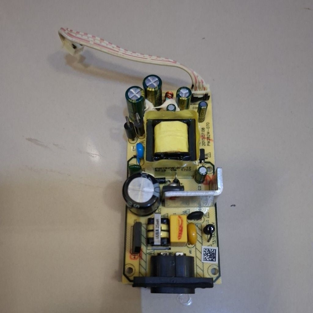 Power suply SUBWOOFER JBL SB150