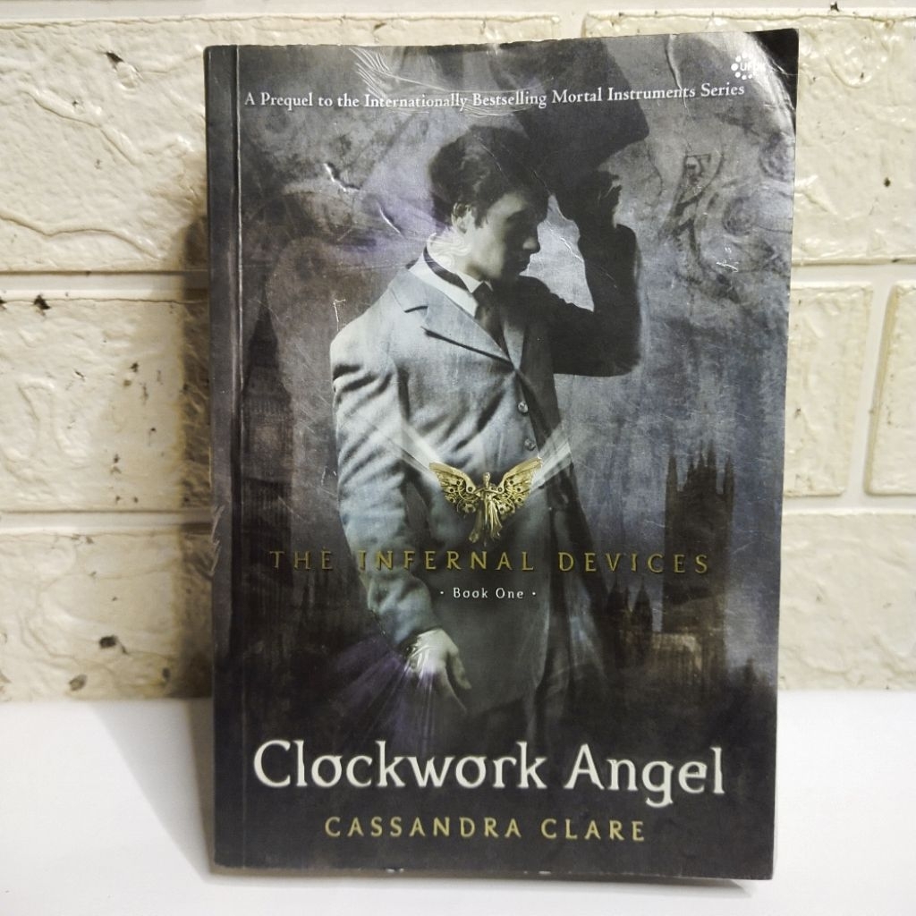 Novel Clockwork Angel - Cassandra Clare