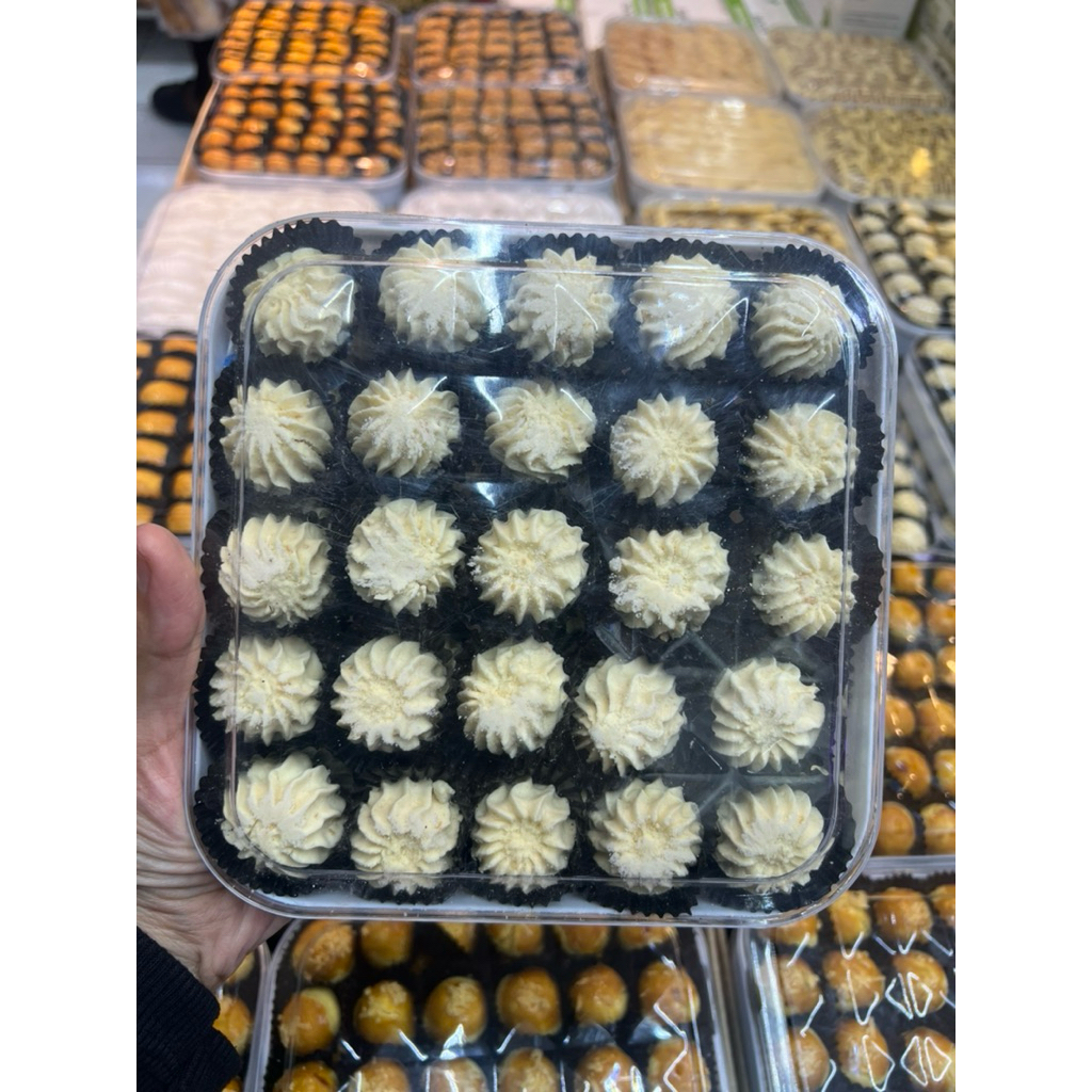 kue sagu 650gram || kue sagu toples persegi mewah || kue sagu toples kotak || kue sagu premium || ku