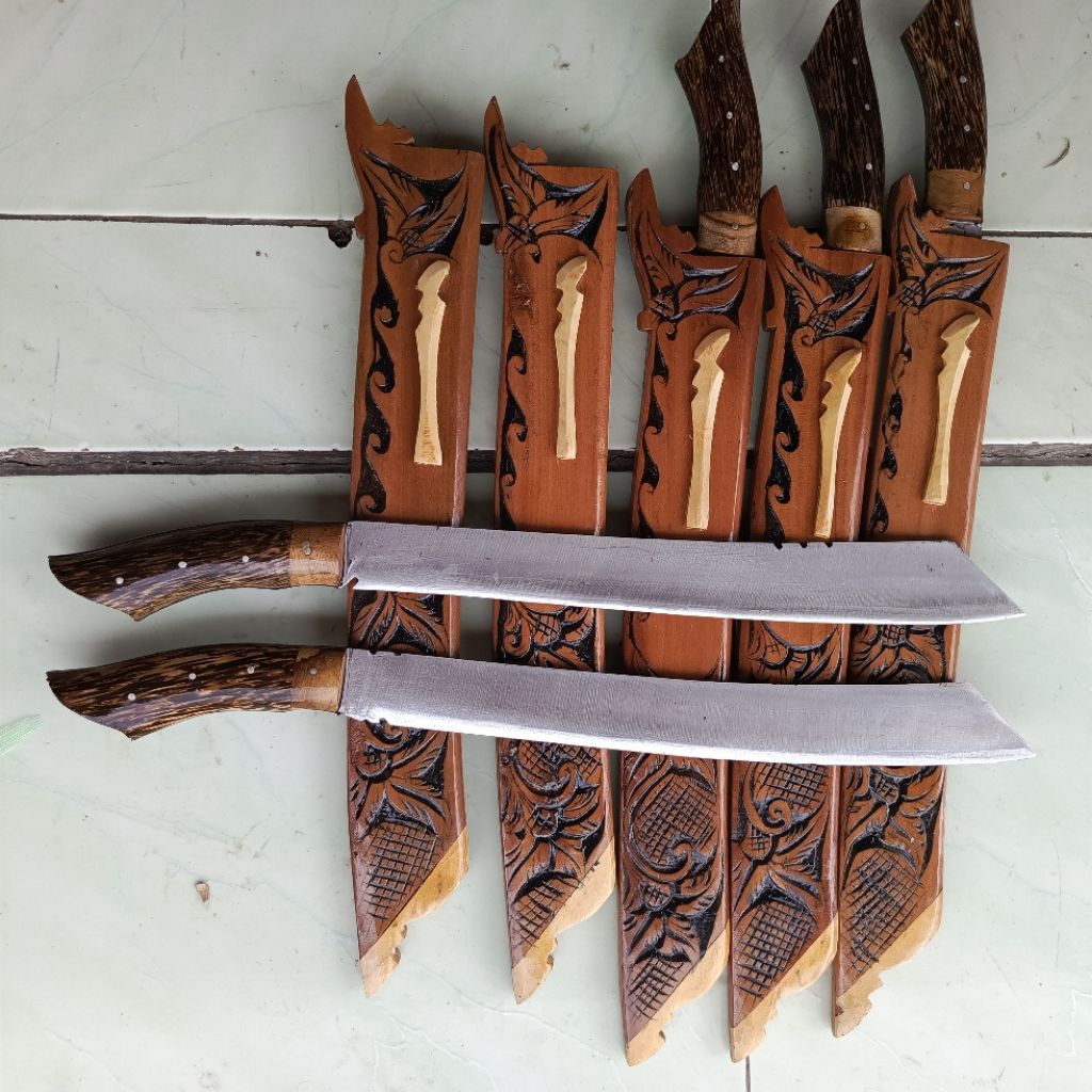 050 //// Patimura Ukir Rasamala /// Perkakas Alat Berkebun /// Pajangan Dingding /// Serbaguna