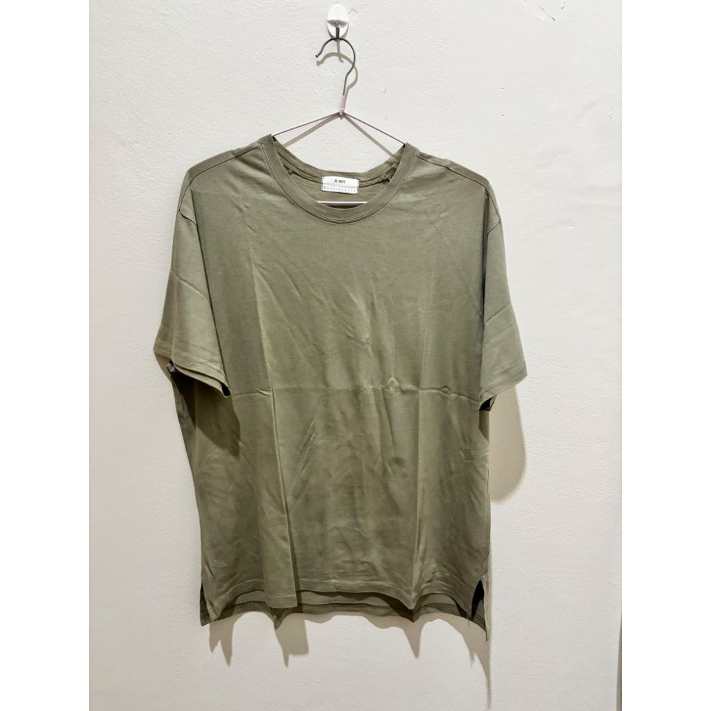 Kaos Oversize Wanita Hijau Olive Sage Green
