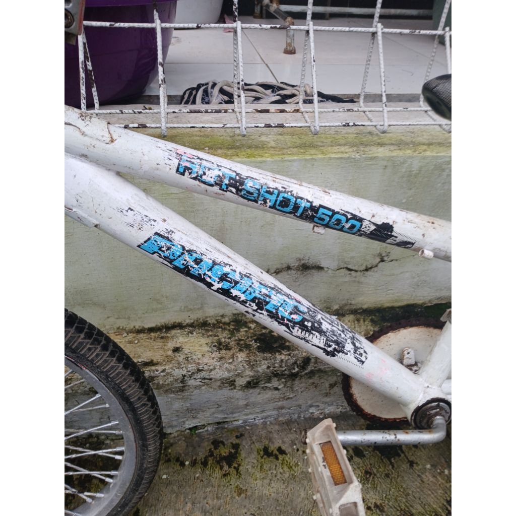 SEPEDA BMX PACIFIC BEKAS