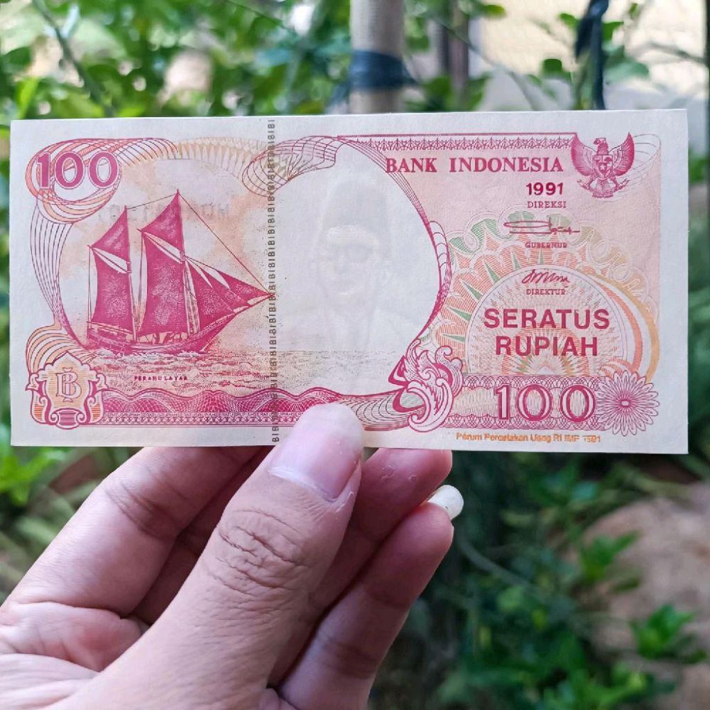 Uang kuno 100 perahu layar benang emas unik 1991