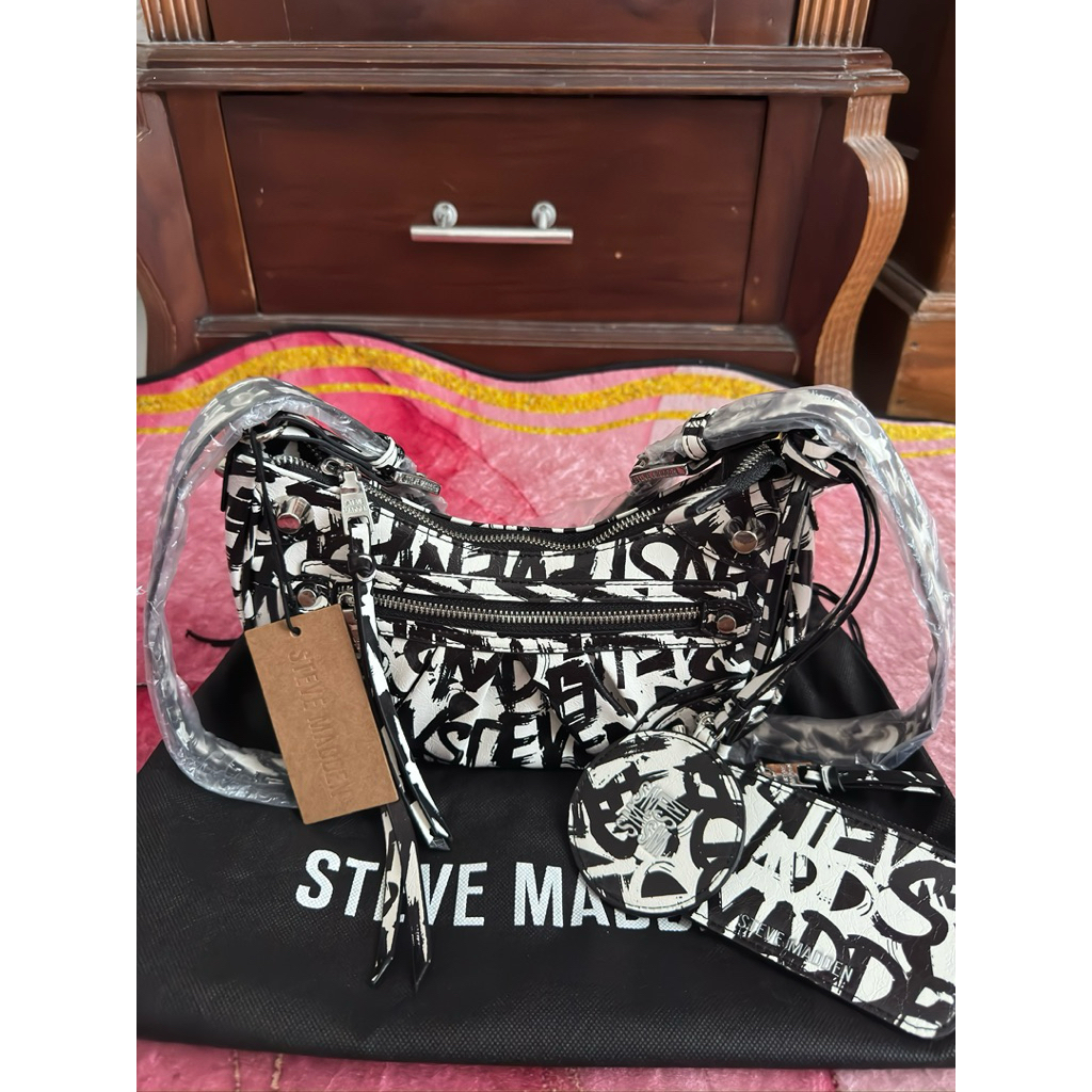 Original Steve Madden Bglowing