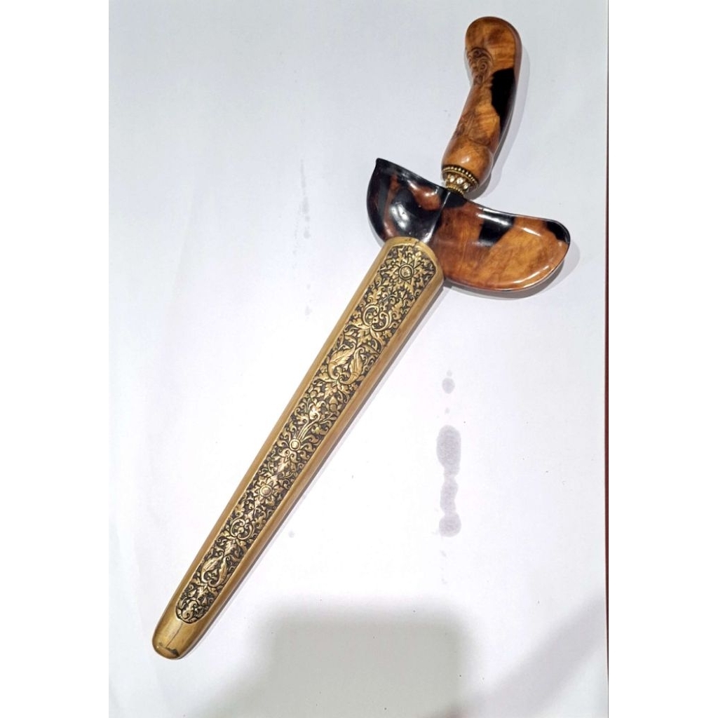 Keris Patrem