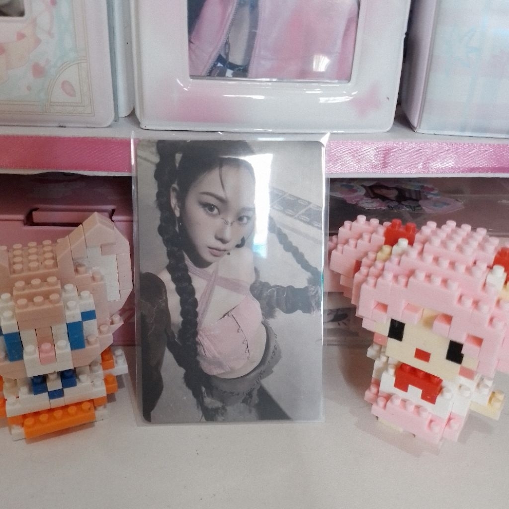 PHOTOCARD KARINA AESPA OFFICIAL