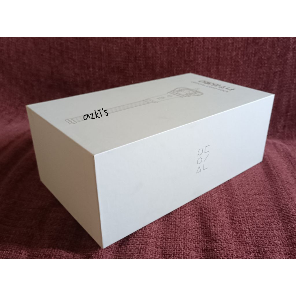 LOONA OFFICIAL LIGHTSTICK