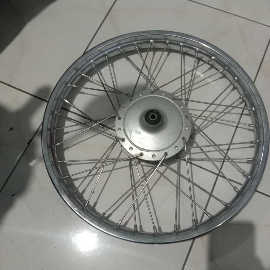 velg depan jari-jari ring 17 Alfa Vega tromol sigma