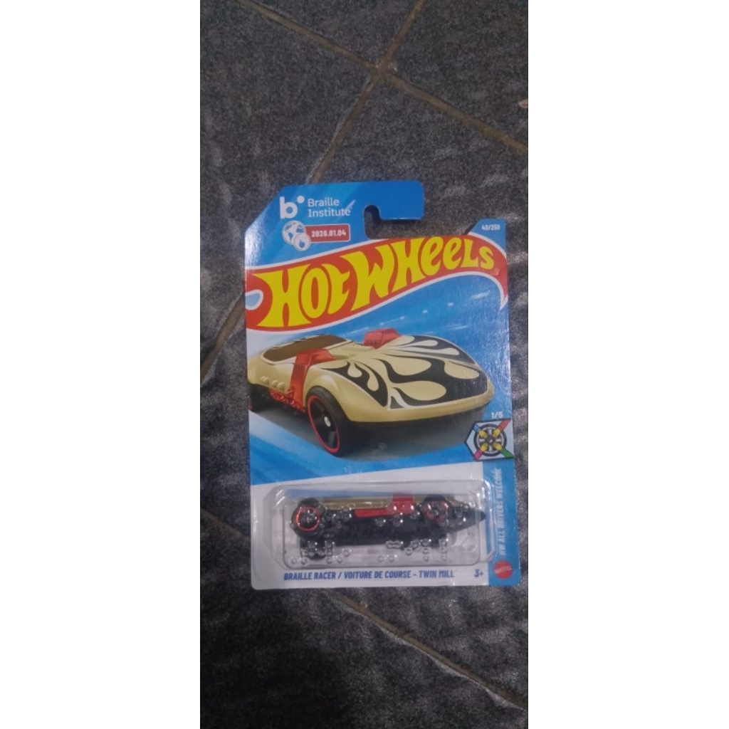HOT WHEELS TWIN MILL