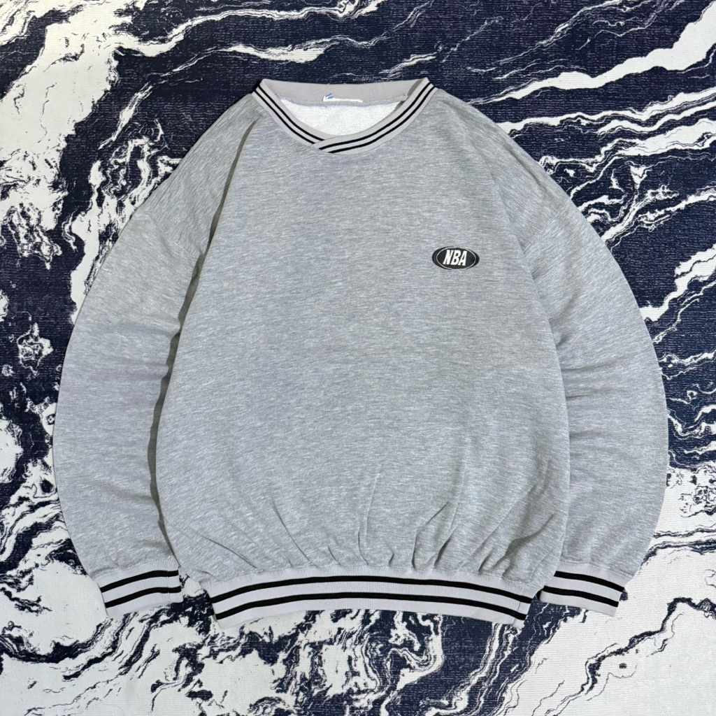 Vintage nba crewneck gray