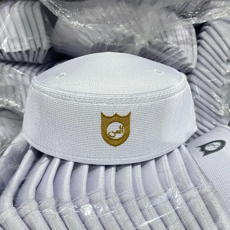 Peci Kopiah Dewasa Polos Putih Dengan Aksen warna bisa COD