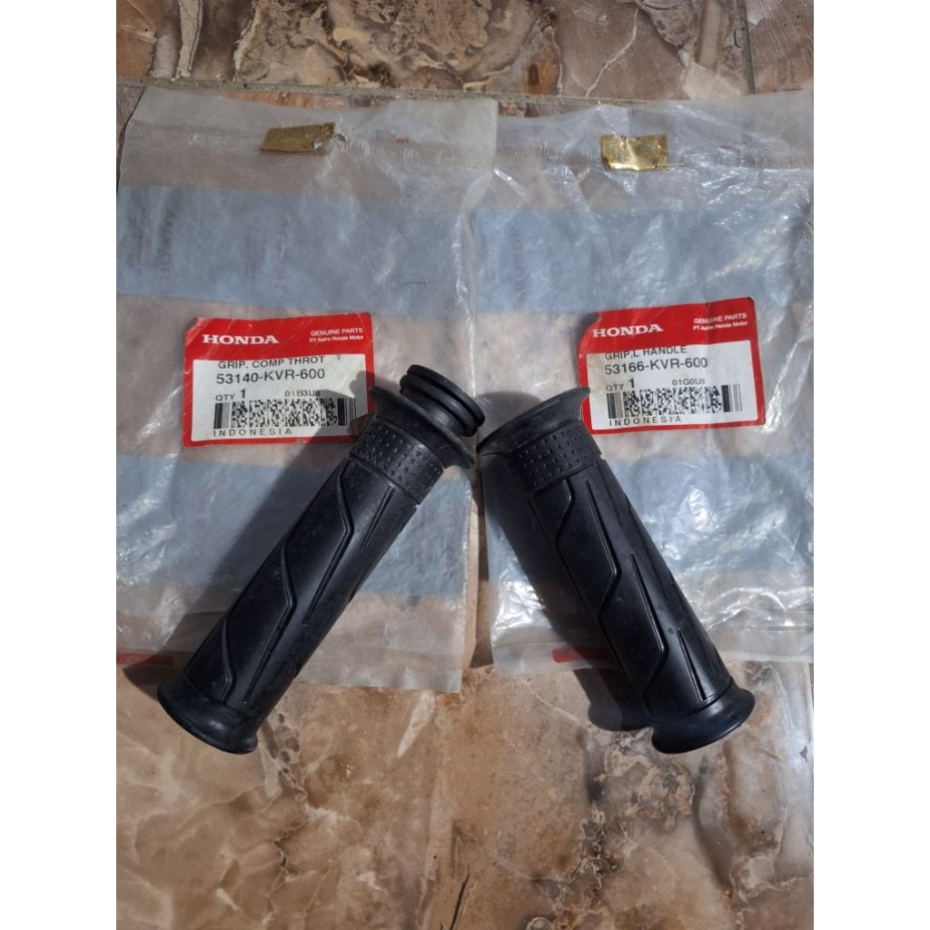 Grip handgrip karet gas kiri kanan honda revo100 revo 100 old original ahm honda 53140 53166 KVR 600