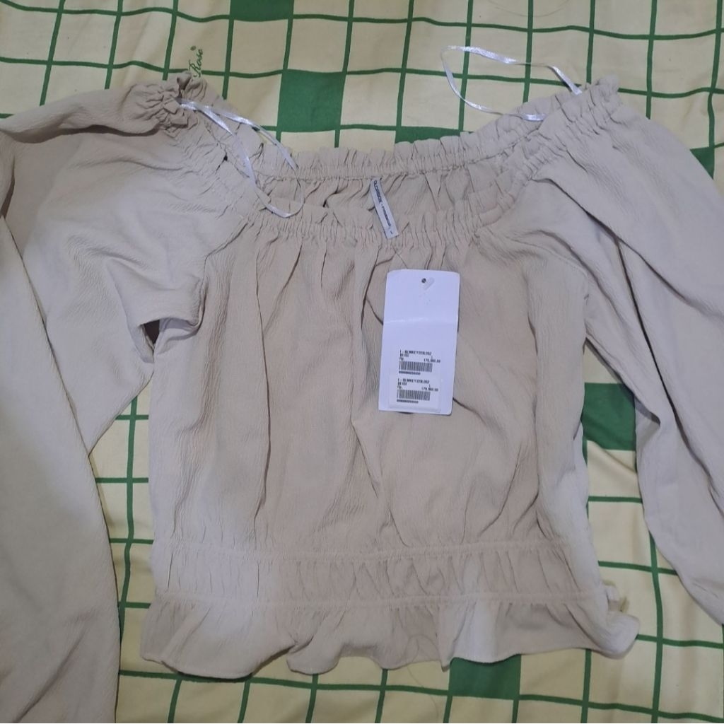 PreLoved Top Colorbox (New)