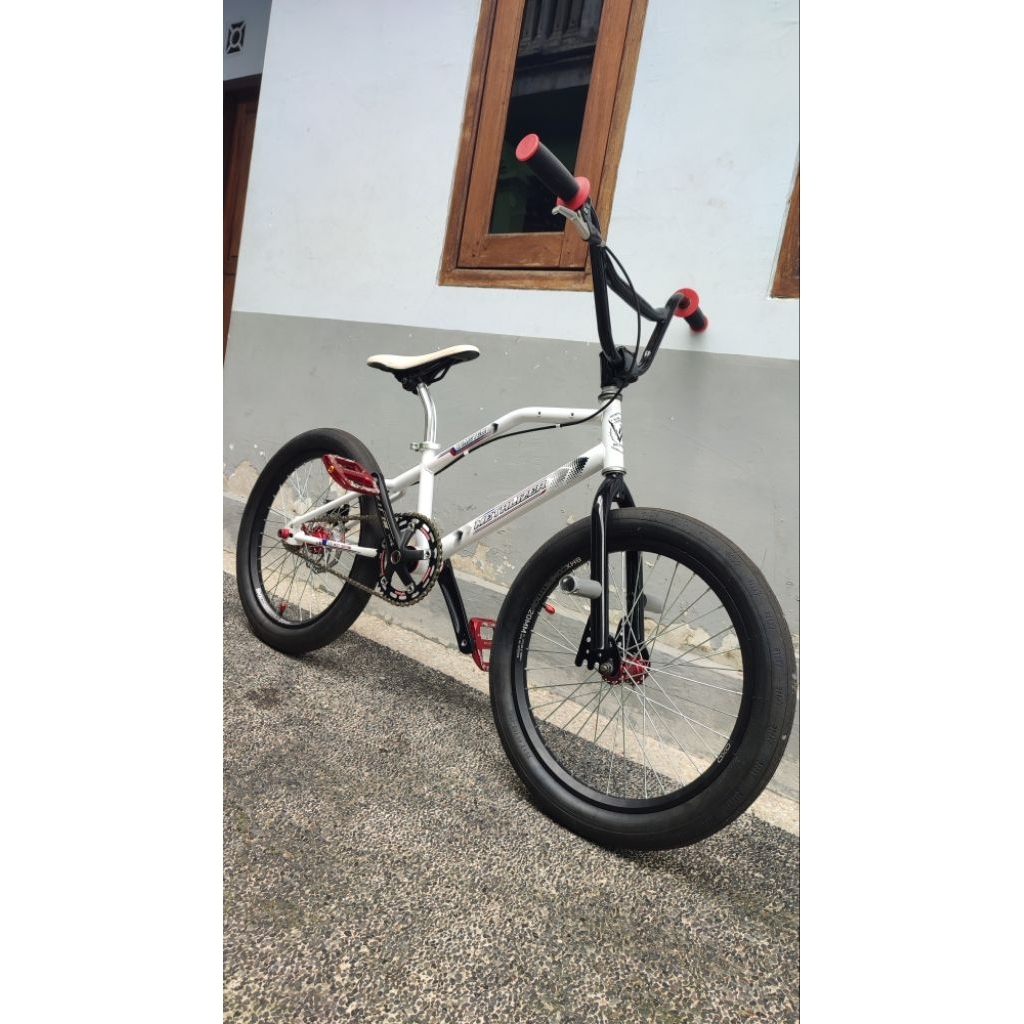 sepeda BMX wimcycle metalizer 20