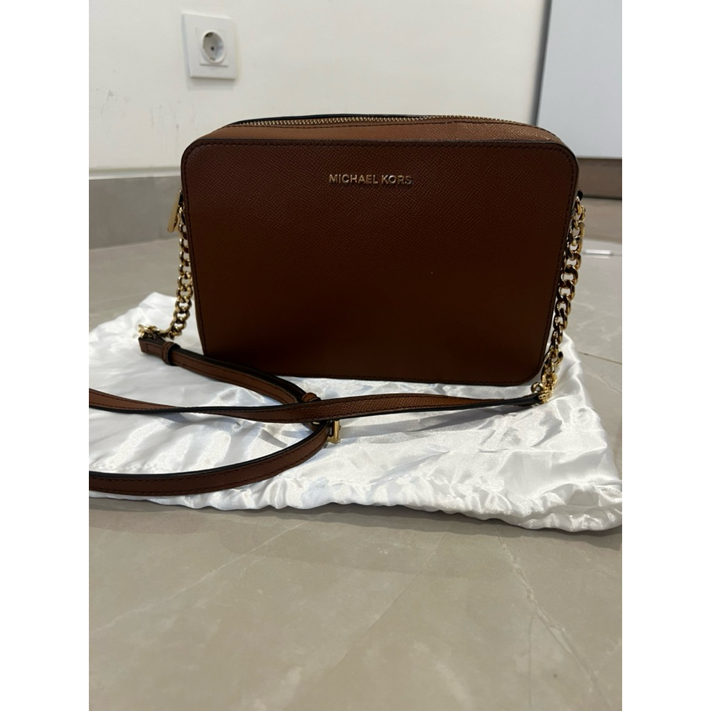 MK CROSSBODY JET SET SAFIANO