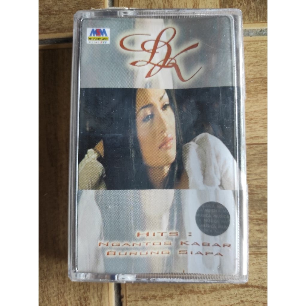 kaset pita LILIS KARLINA