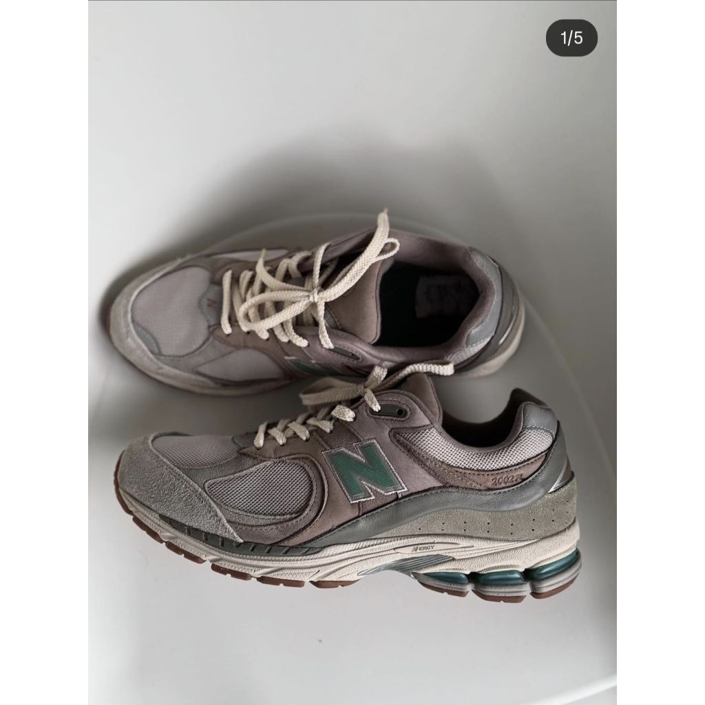 NEW BALANCE 2002R X ATMOS