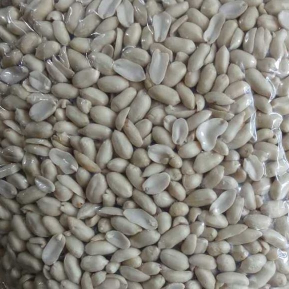 Kacang Tanah Kupas 25/29 1 Dus 25 Kg