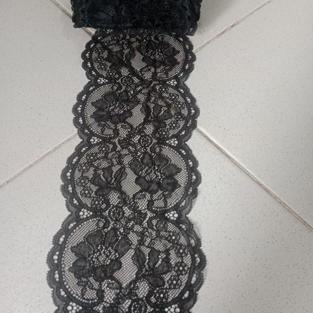 RENDA STREET LEBAR WARNA HITAM LEBAR 14CM