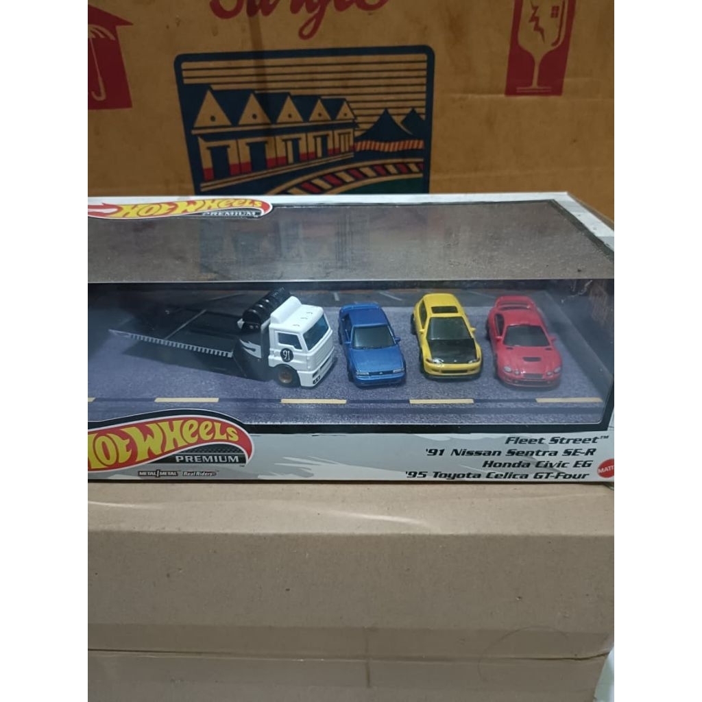 HOT WHEELS JDM DIORAMA