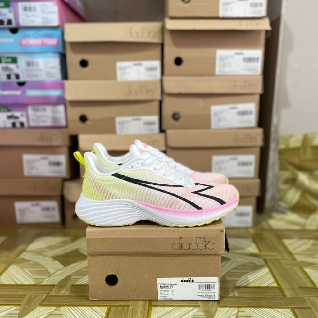 DIADORA NOEMI (F) WOMEN PINK/YELLOW ORIGINAL SALE