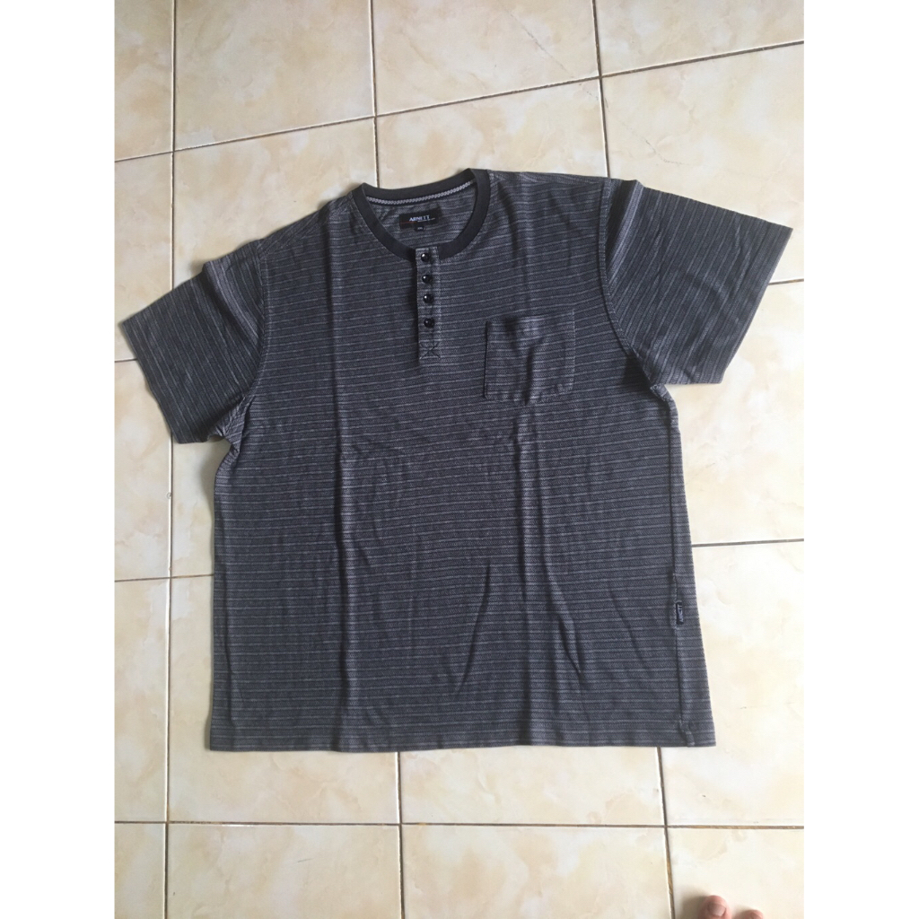 Kaos Pria Brand Arnett