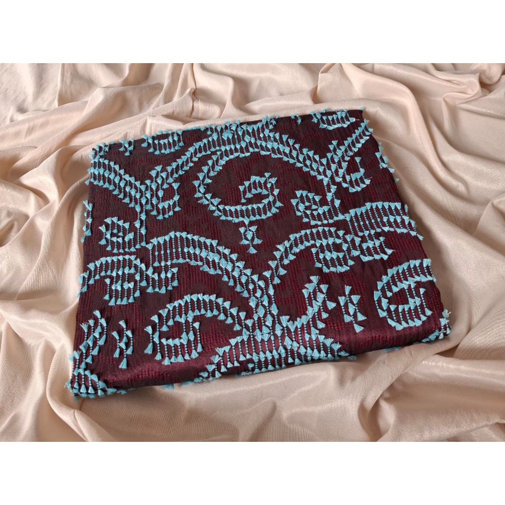 Kain Tenun Bulu Viscose Asli ATBM | Tenun Tradisional PremiumTenun Bulu Viscose ATBM Asli – Kain Ten