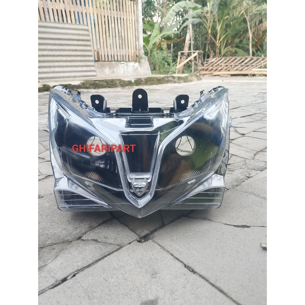 Kedok Reflektor Lampu Depan Vario 125 Techno KZR Custom Dudukan Socket H4 Siap Pakai