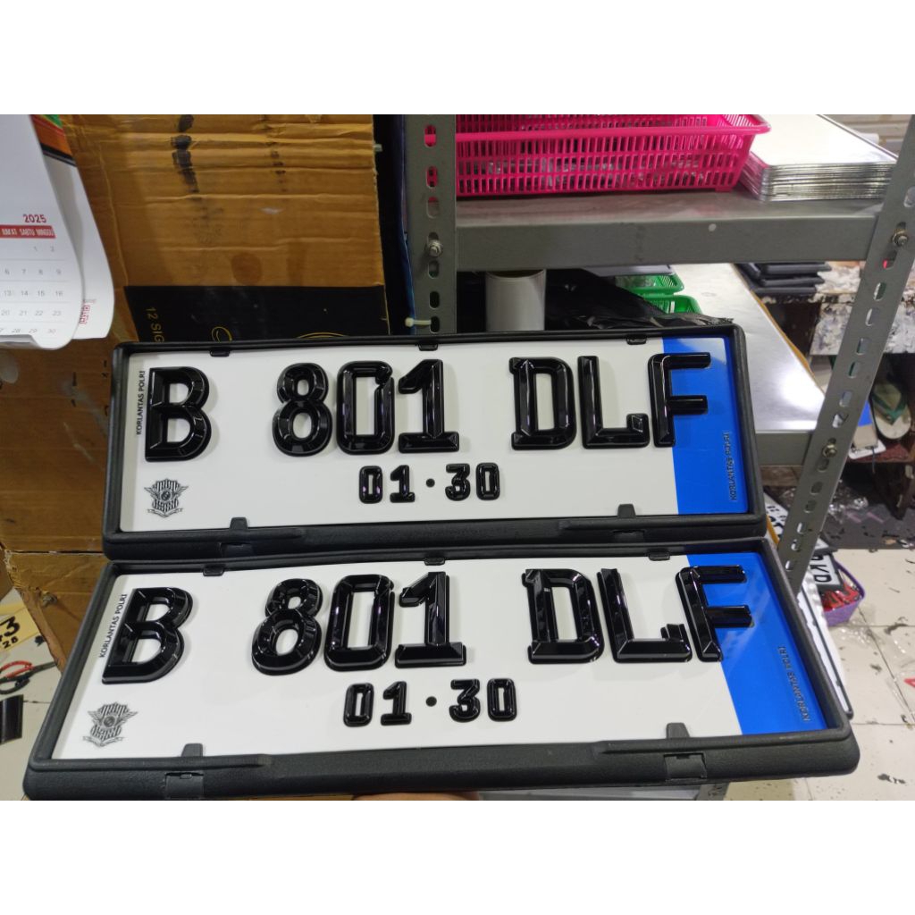 PLAT NOMOR MOBIL LISTRIK VARIASI / PLAT TIMBUL HITAM MOBIL LISTRIK