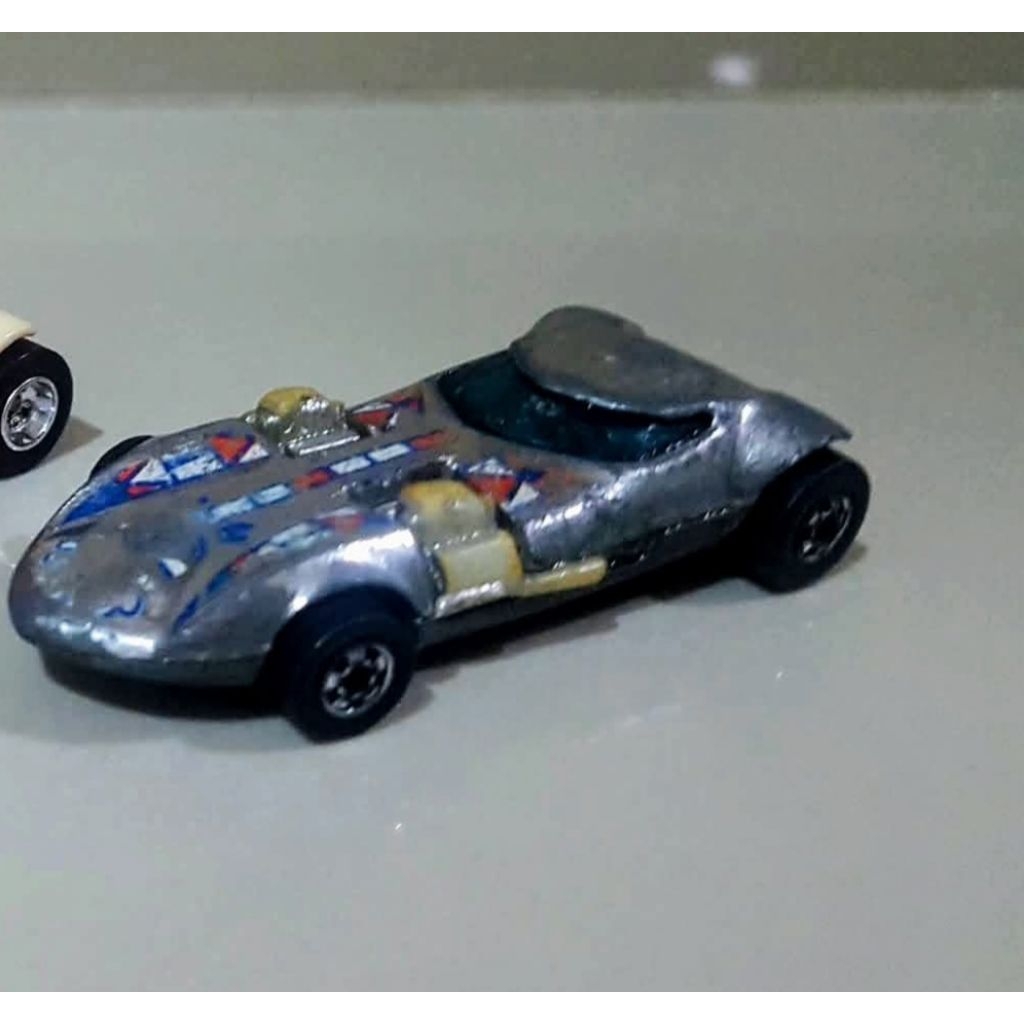HOTWHEELS MADE IN HONGKONG BASE BESI