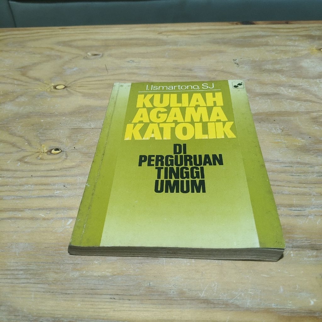 Buku Kuliah Agama Katolik di Perguruan Tinggi Umum