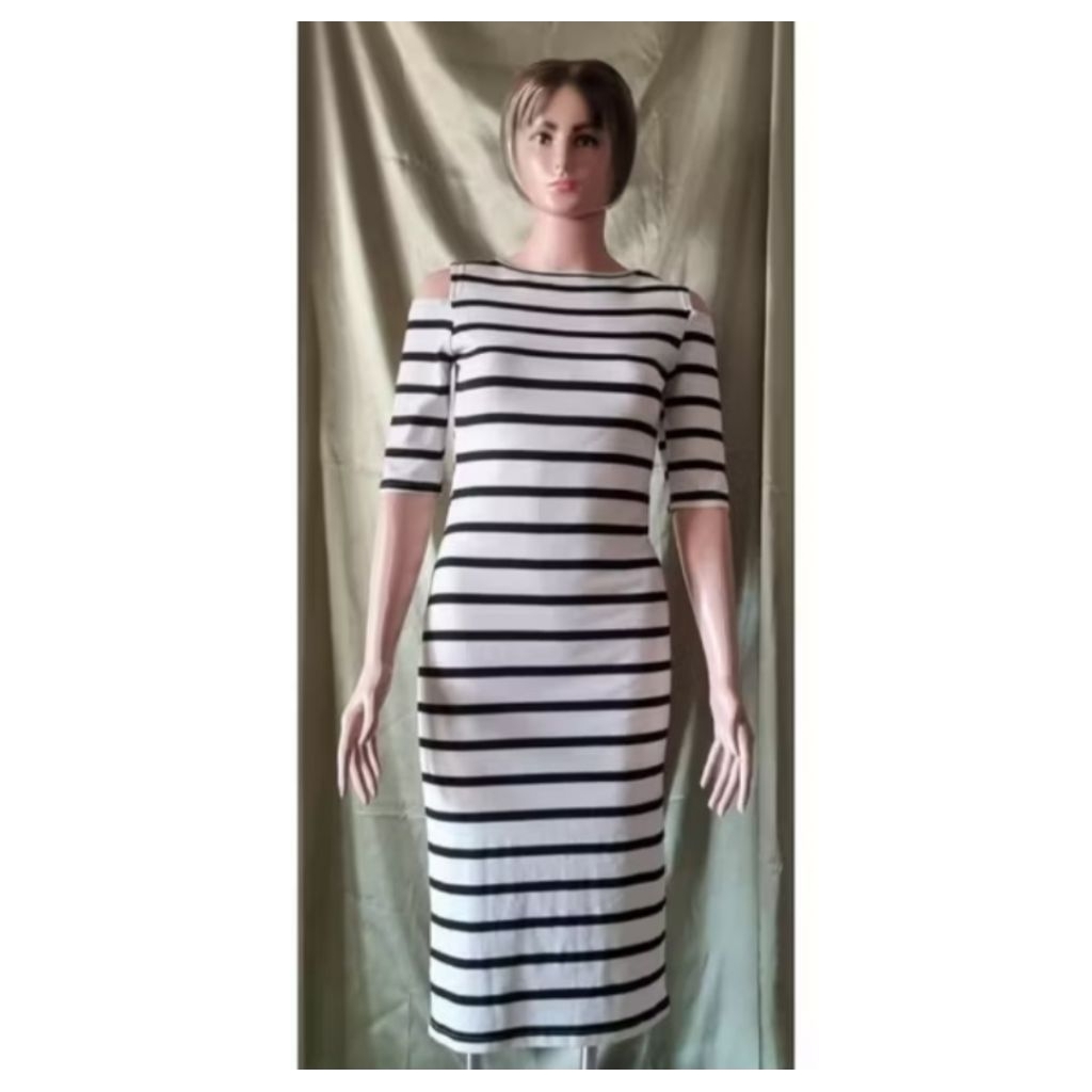 long dress salur-salur hitam putih lengan vaksin, body corn