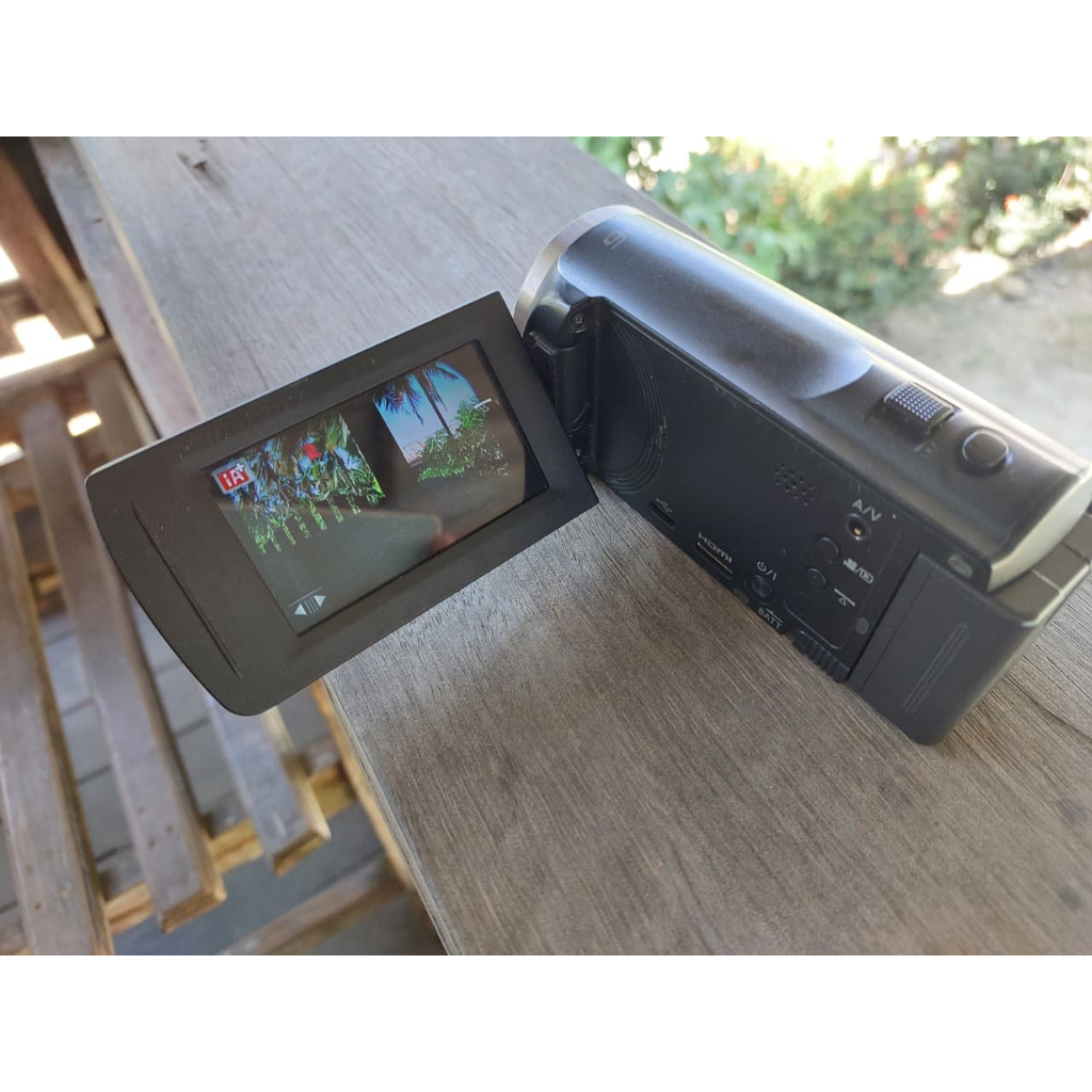 handycam panasonic hc v180 bekas