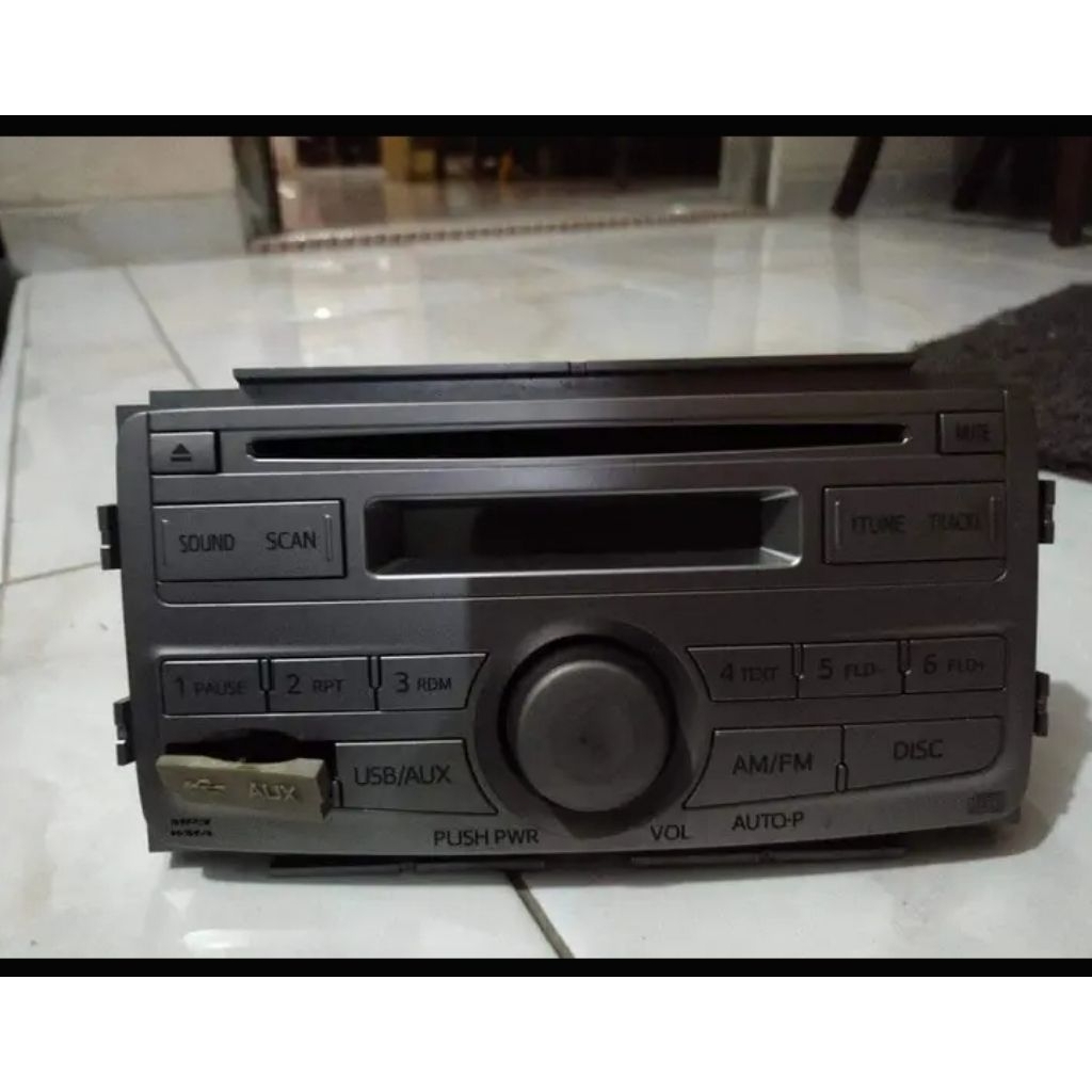 headunit bekas ayla/agya