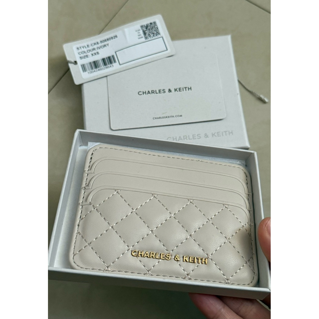 card holder charles and keith (nett)