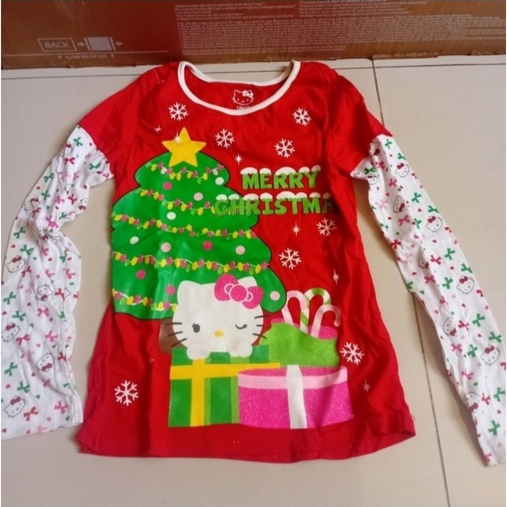 Preloved - Sanrio hello kitty / kaos panjang /merry christmas