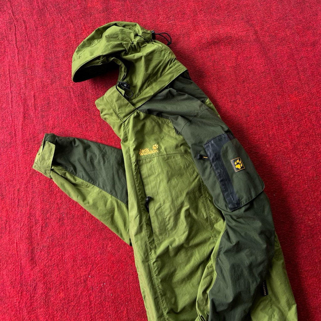 jaket JWS texapore gorpcore Size : XL (P : 77cm X L : 62cm) minus ketombe