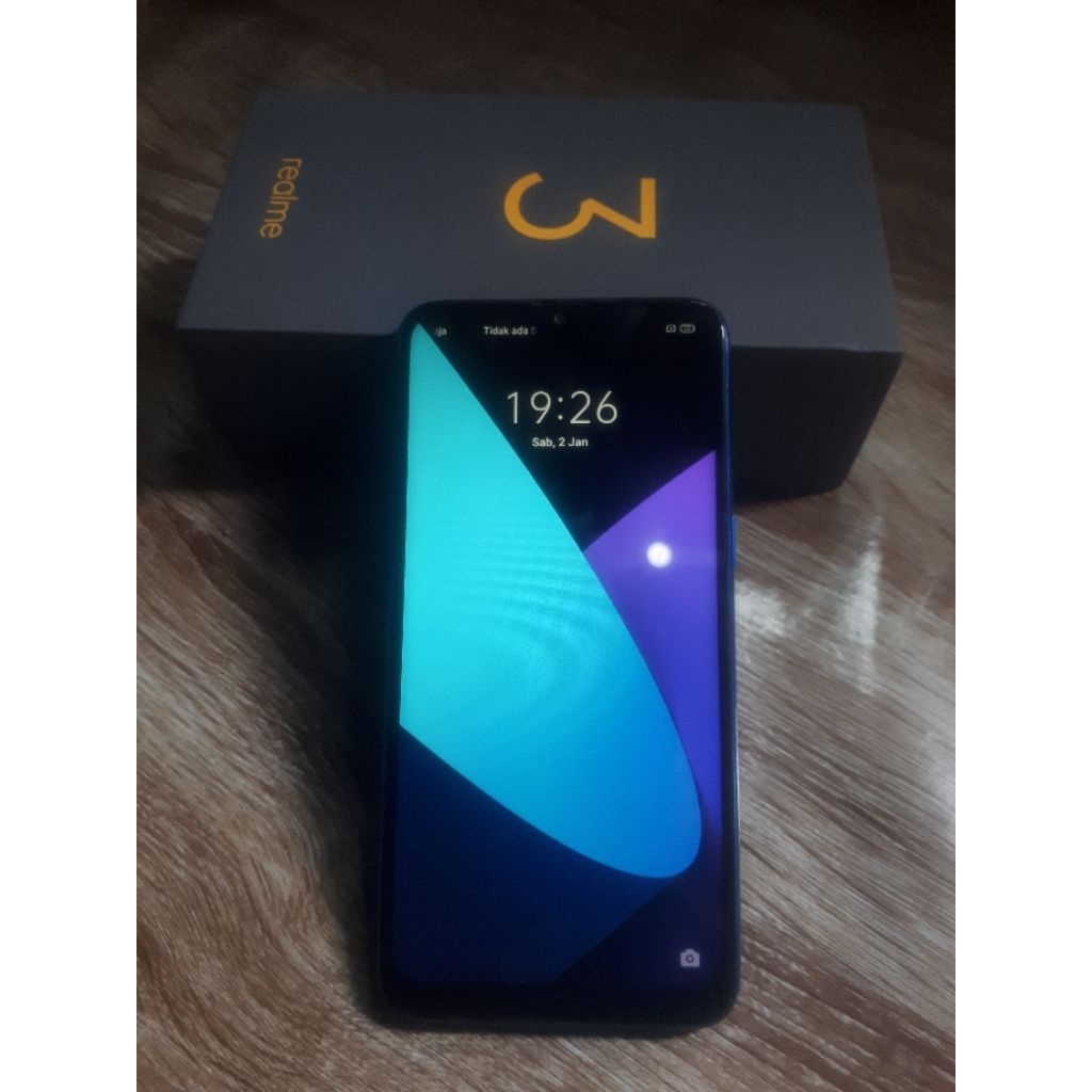 realme 3 3/64